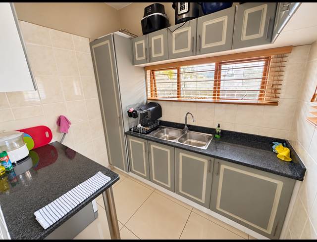 5 BEDROOM HOUSE FOR SALE IN BEN FLEUR